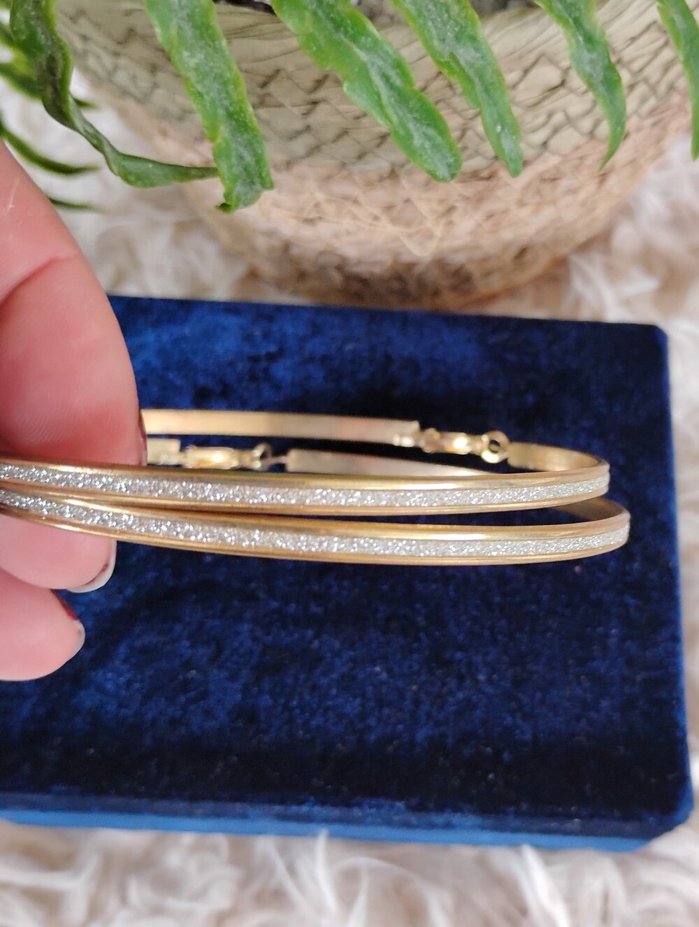 Classic Gold Hoop Earrings - Timeless Women's Jewelry